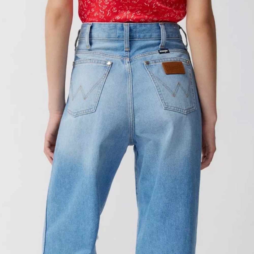 NWT Wrangler X Fender Loose Destructed Mom Jean - Picture 4 of 12